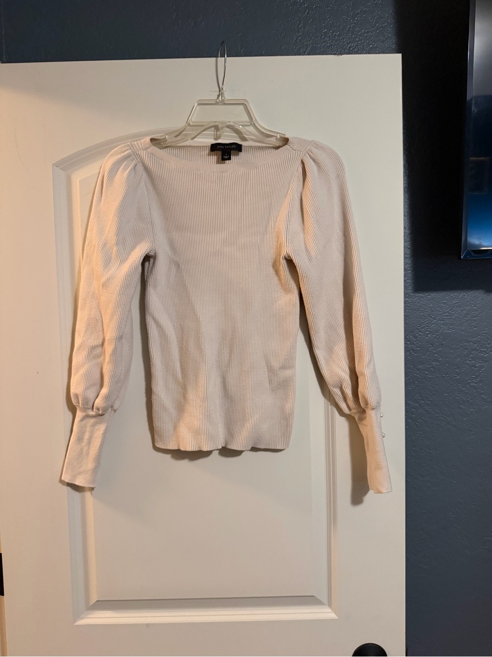 Ann Taylor Structured Puff-Sleeve Ribbed Top - Cream Small